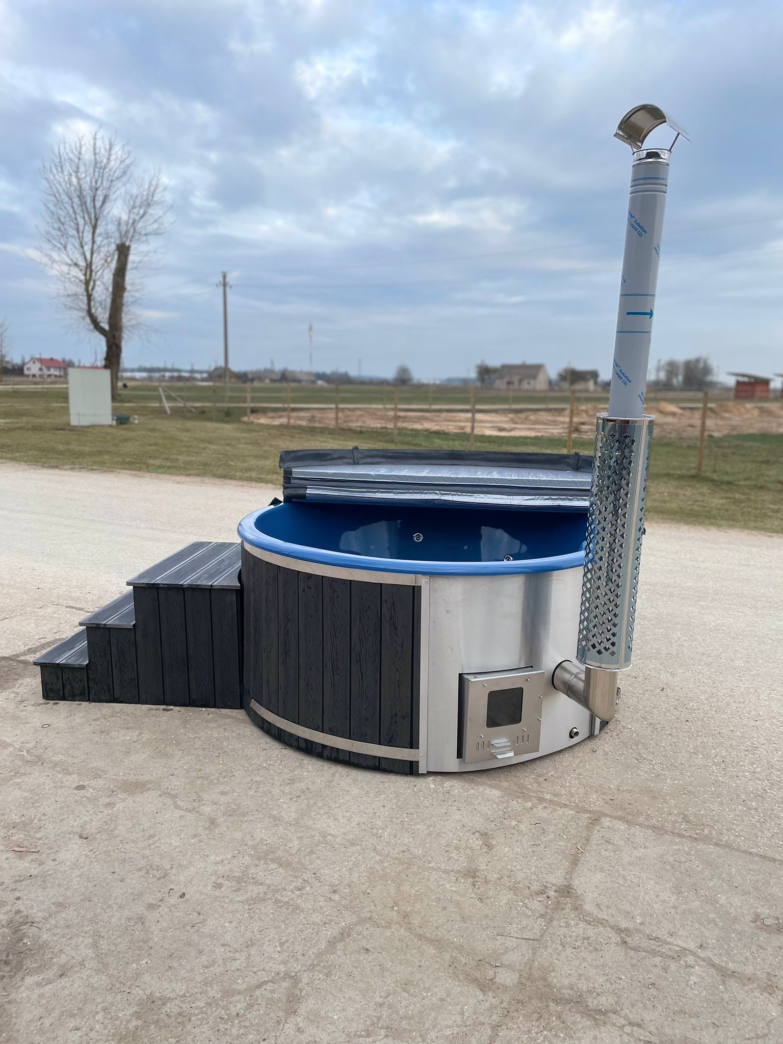 Royal Badefass 180 x 95 cm mit 30 kW Ofen
