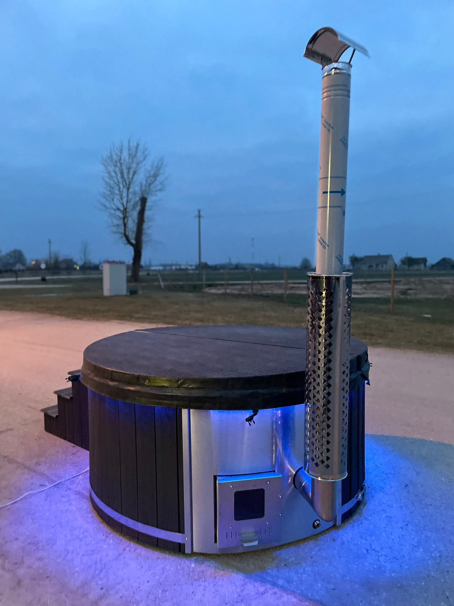 Royal Badefass 180 x 95 cm mit 30 kW Ofen